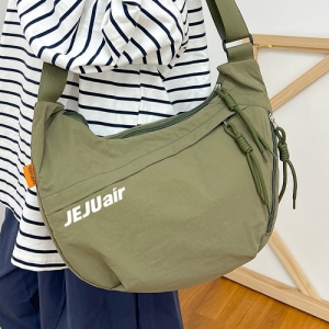 데일리 스트랩 메신저백