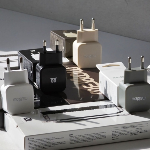 ���ھƸ� ��ο� �ʰ��� ������� �ø��� �Ѹ� ����� 25W USB-A / USB-C