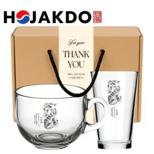 �ѱ����� K���� ȣ�۵� ���̴� �۶��� 480ml ���Ʈ�� �ø��� ������
