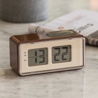 �ö����� �ø���Ÿ�� ������ LCD Ź��ð�